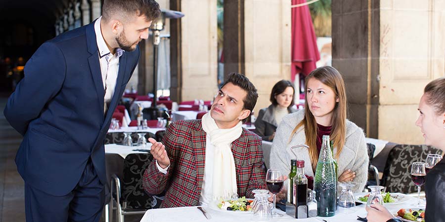 Restaurant Manager Dealing with Unhappy Customer