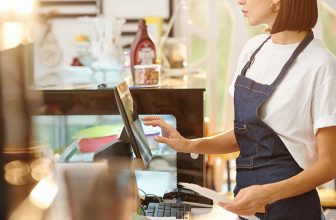 How to Use a Point of Sale System