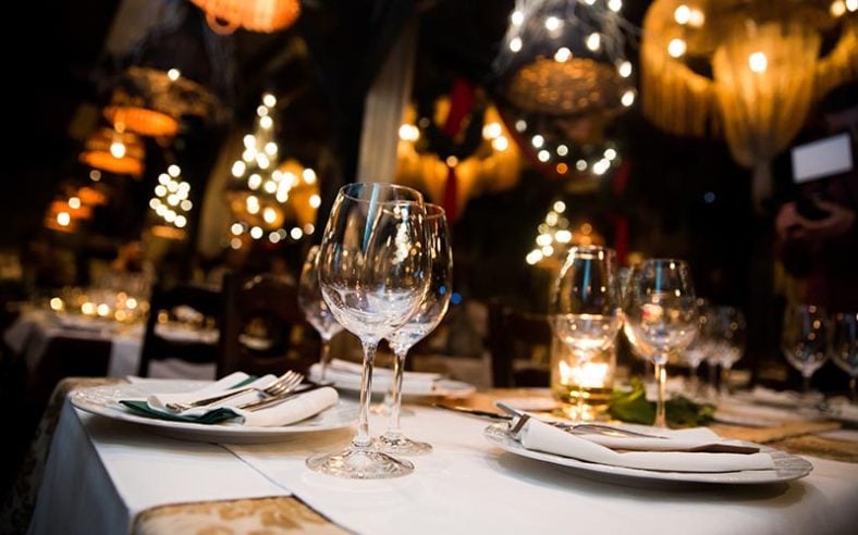 How to Server in Fine Dining Restaurant