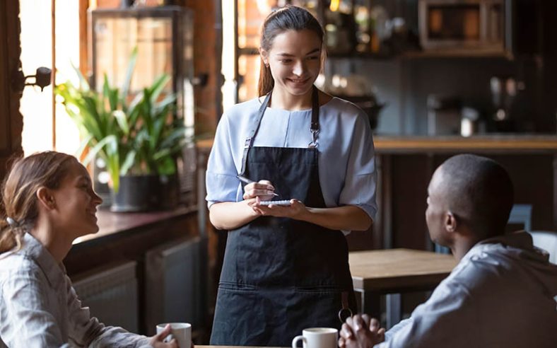 Tips for How to Get Organized as a Restaurant Server
