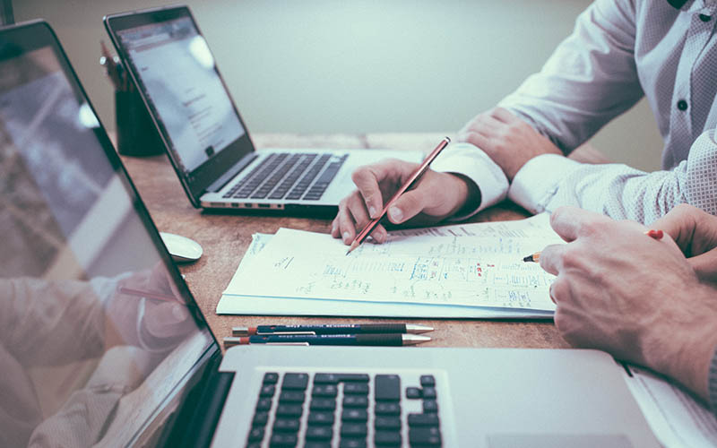 How Finance Software Helps With Controlling Company Spending